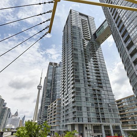 טורונטו N2N Suites - Downtown Lake & City View Apartments מראה חיצוני תמונה