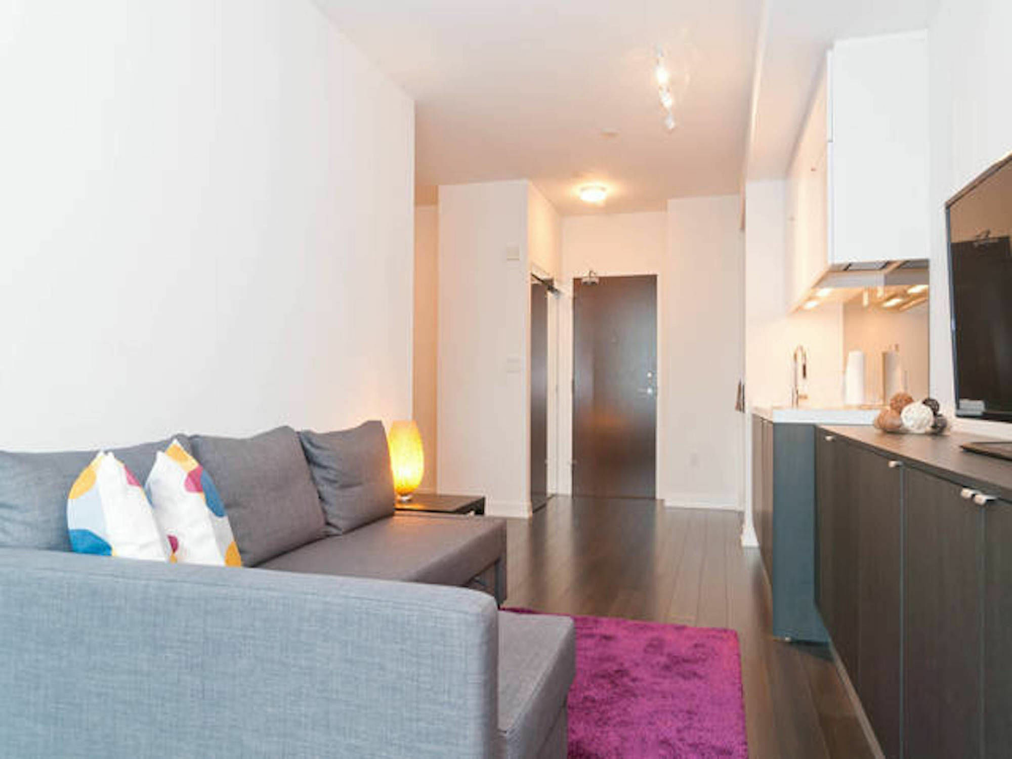 טורונטו N2N Suites - Downtown Lake & City View Apartments מראה חיצוני תמונה